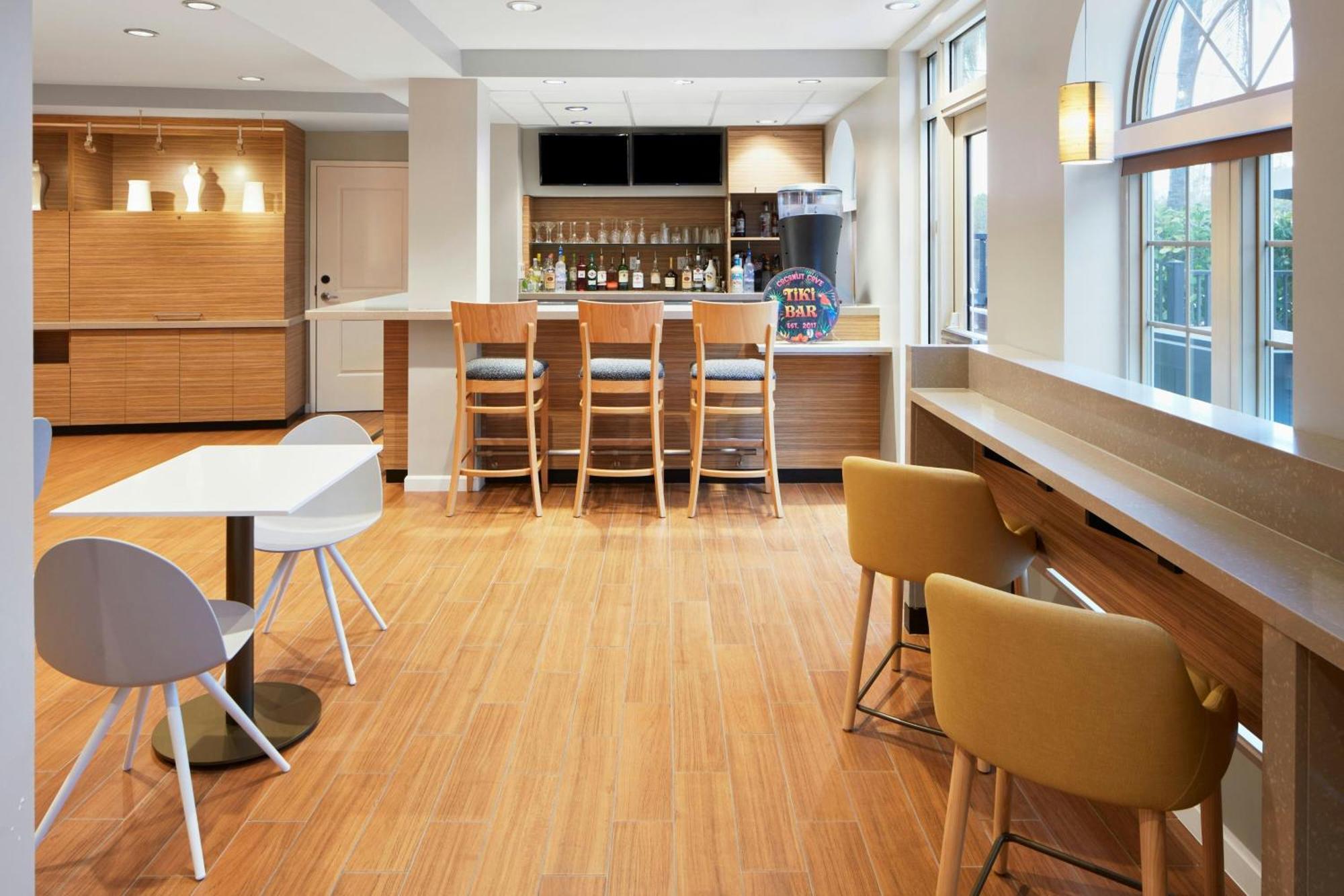 Towneplace Suites By Marriott Fort Myers Estero Luaran gambar